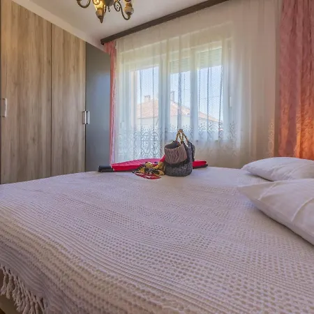 Diana D. Apartment